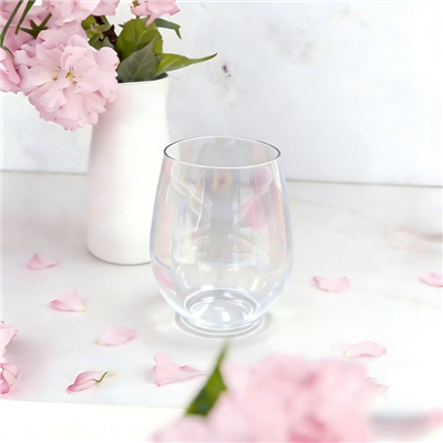 Ti linèt diven plastik